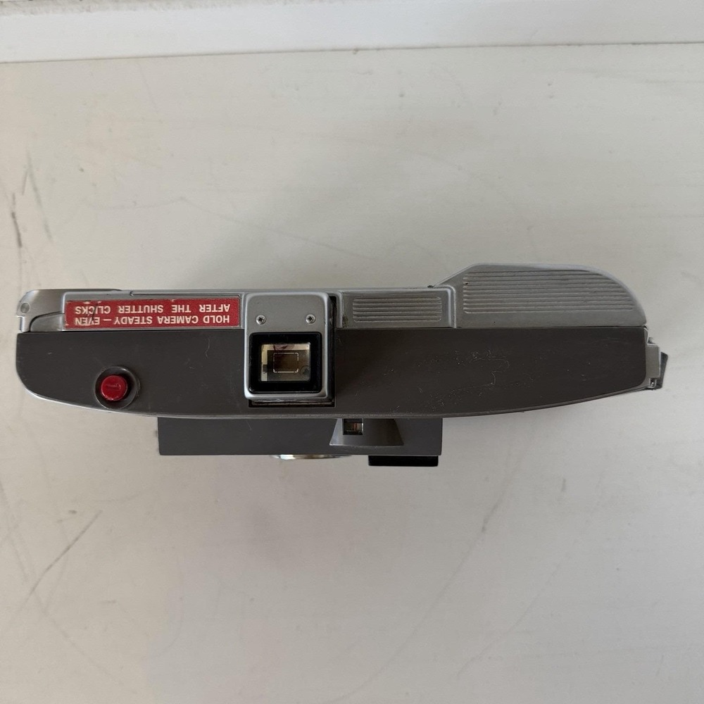 Vintage Polaroid Land Camera Model J66 Folding Instant Camera Made in USA - Picture 3 of 10